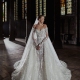 Abito da Sposa a sirena in pizzo con sopragonna abbinata